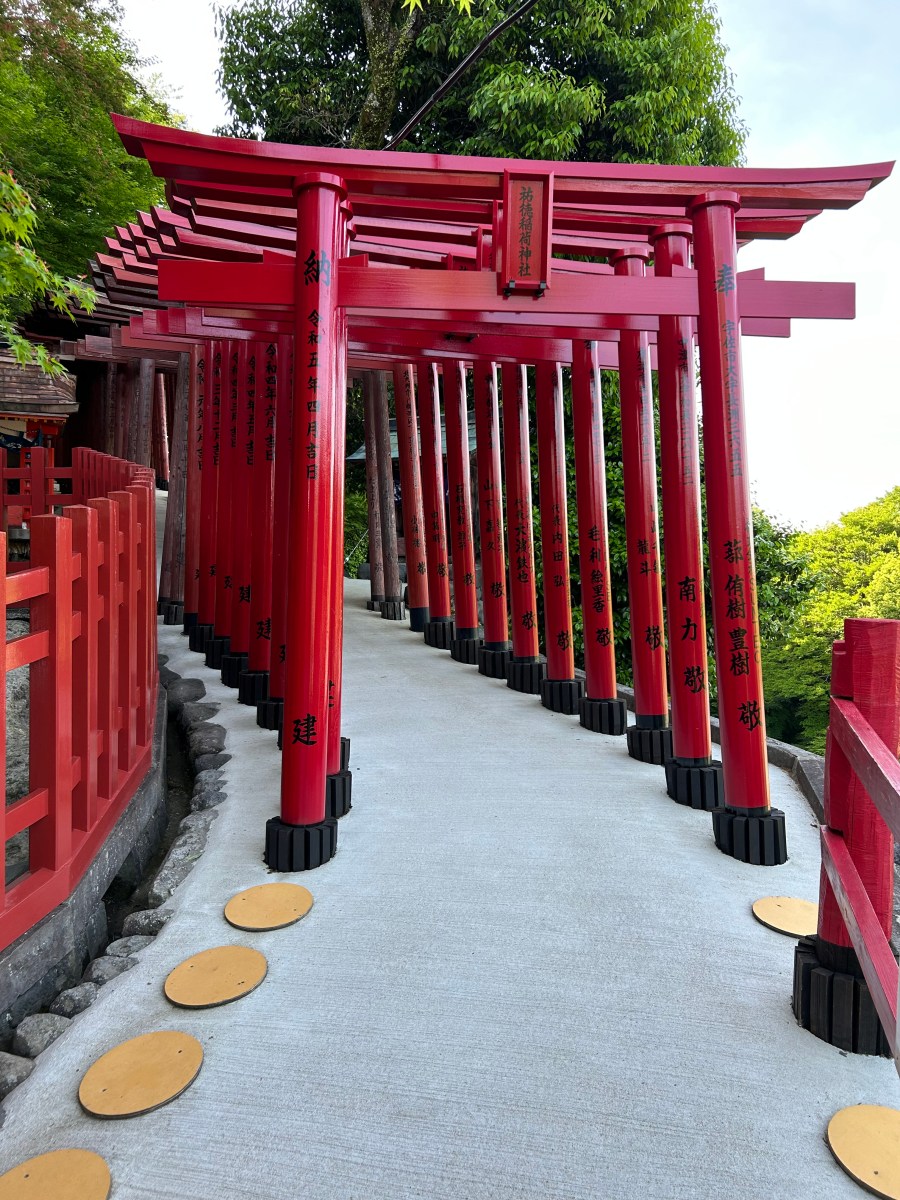 Yutoku Inari Shrine: Kyushu’s largest shrine dedicated to the god of ...